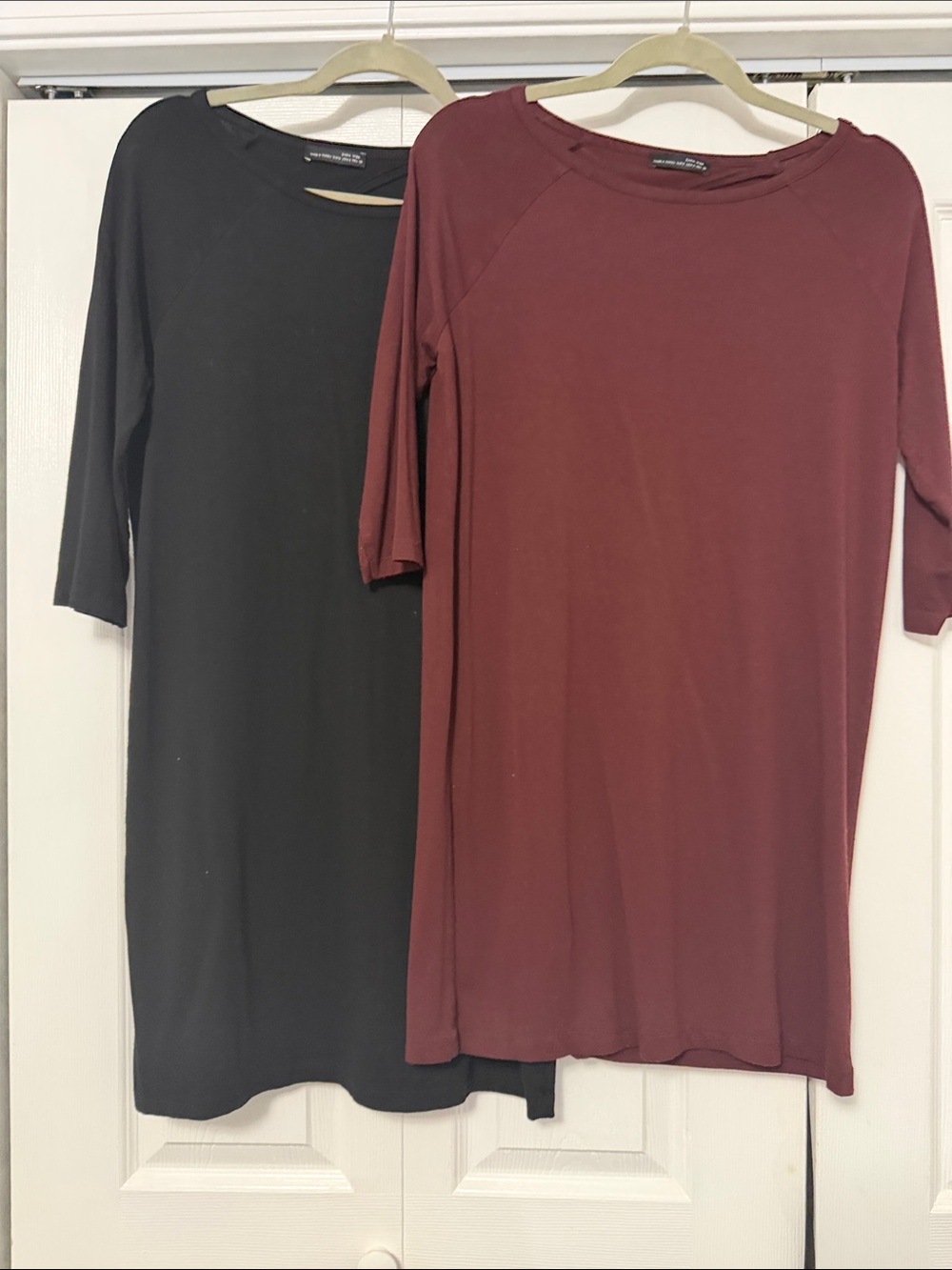 Zara (2 pack) Scoop Neck Tunic in Black and Burgundy